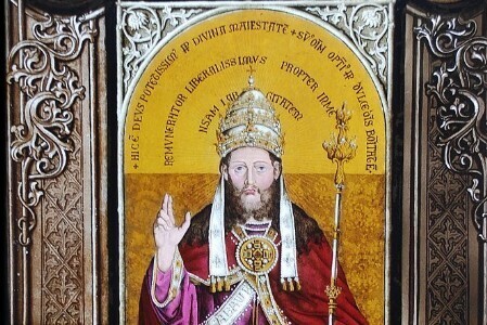 restauro di vetrata artistica sacra russa