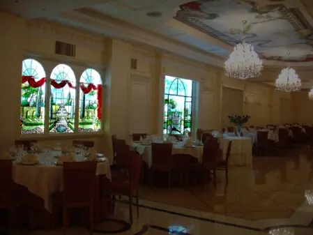 vetrate d'arte per albergo