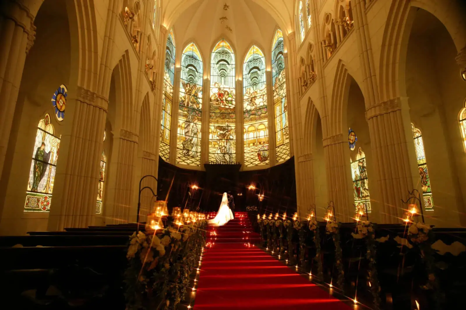 vetrate della cattedrale casadangela a yokohama